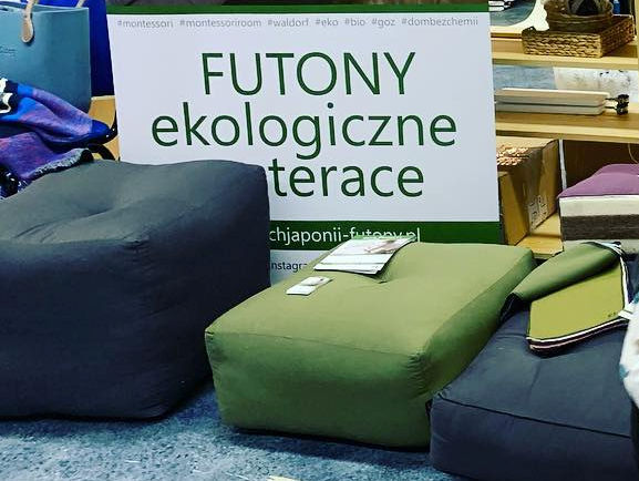 futony duża pufa